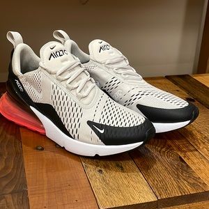 Nike Air Max 270